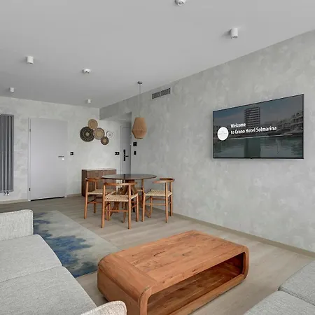 Hotel Grano Solmarina Wislinka