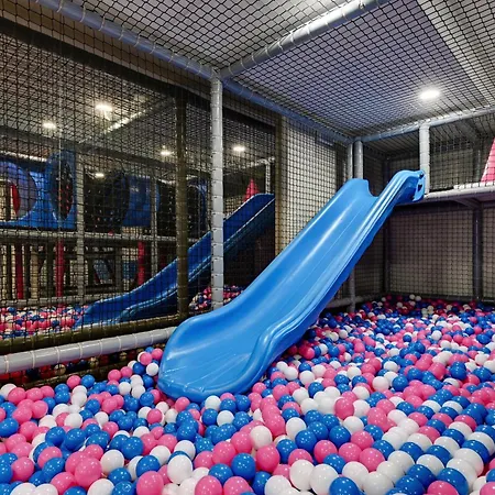 Hotel Grano Solmarina Wislinka