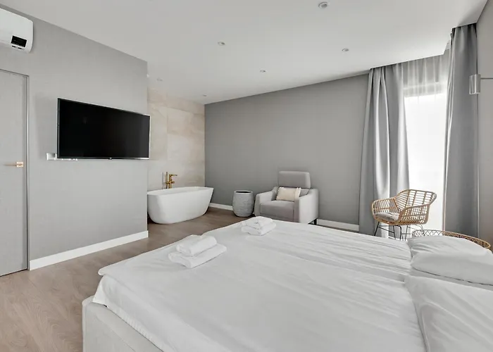 Hotel Grano Solmarina Wislinka