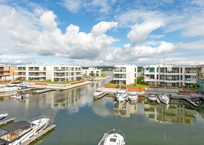 Grano Solmarina Hotel Wislinka